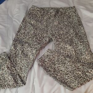 Varley Animal Print Yoga Pants Grey green Color